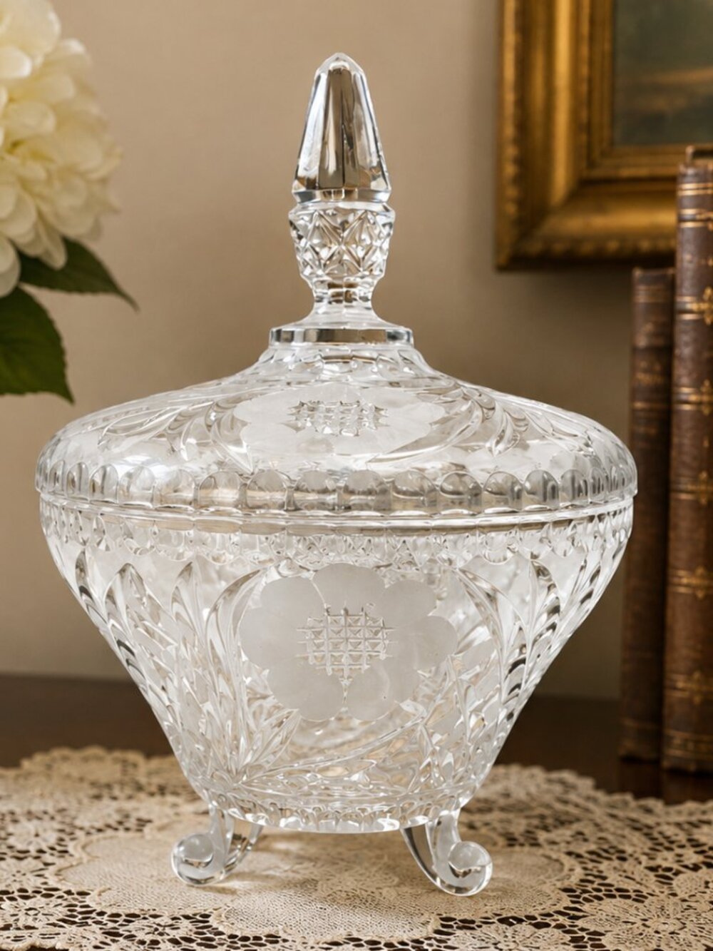 Vintage EAPG Footed Etched Glass Candy Dish w Lid Floral 9.5"